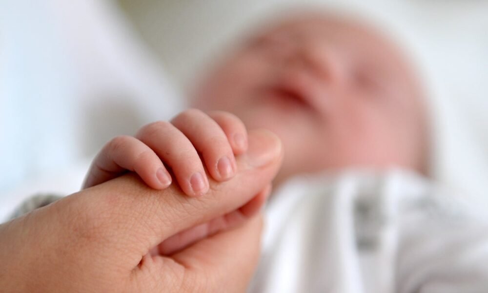 Baby dies of whooping cough after pregnant woman was not vaccinated