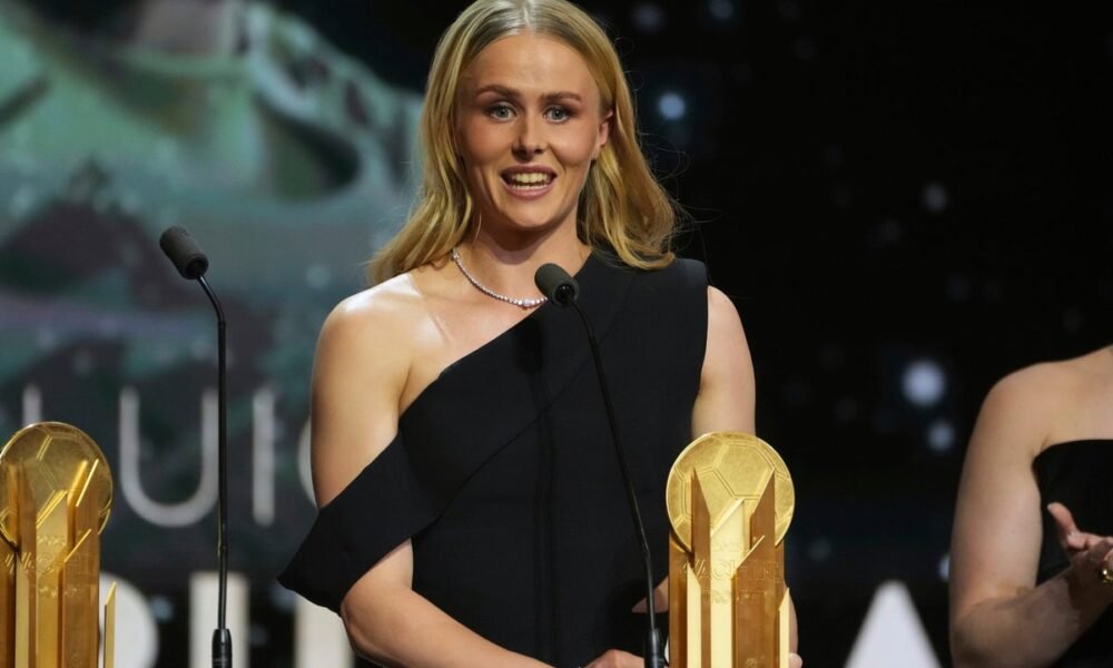 England’s Hannah Hampton Honors ‘Trailblazer’ Matt Beard at Ballon d'Or: An Unforgettable Tribute!