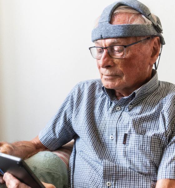Simple at-home brainwave test could detect Alzheimer’s years before diagnosis