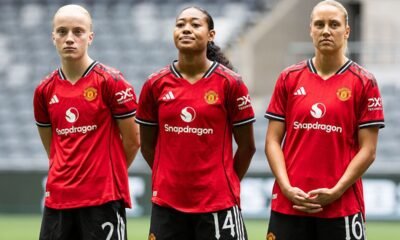 Man United in Crisis: Boots Mysteriously Disappear Ahead of Women's Champions League Showdown!