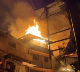 Massive Blaze in Lagos: Two Buildings Destroyed, Four People Hospitalized – Eyewitness Accounts Inside!