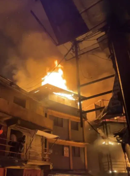 Massive Blaze in Lagos: Two Buildings Destroyed, Four People Hospitalized – Eyewitness Accounts Inside!
