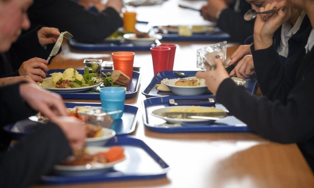 Britain has a deadly diet problem. Scientists think beans could be the answer