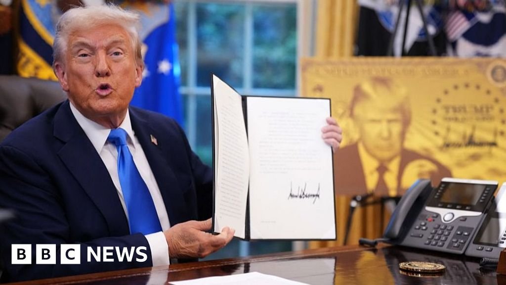 Shocking News: Trump Slaps $100,000 Fee on Skilled Worker Visa Applicants!