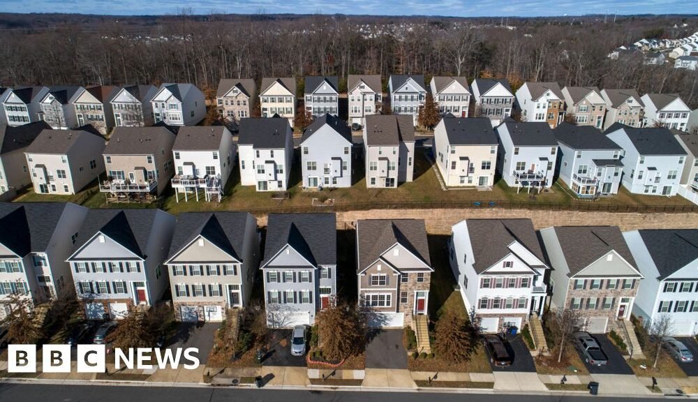 Unlocking the Secrets: How a Federal Reserve Interest Rate Cut Could Ignite the US Housing Market!
