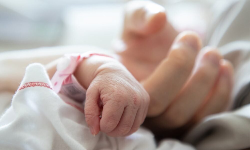 Major new study to track thousands of babies throughout their lives