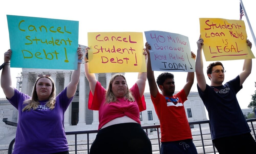 Trump is weighing selling off government’s $1.6 trillion student loan debt. Here’s what it means for borrowers