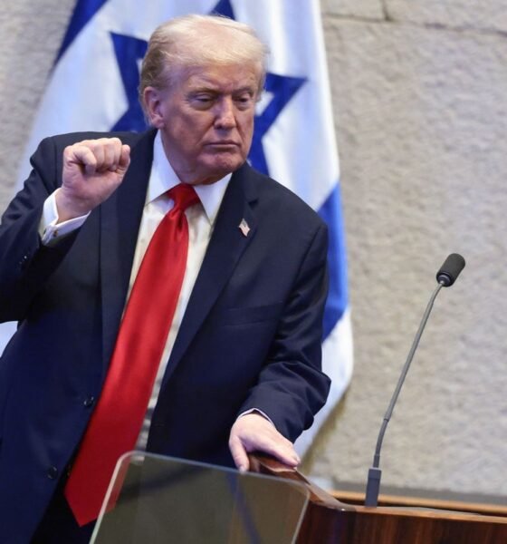 Trump brags about crowd sizes and bashes Chicago over crime stats while returning from historic Mideast peace deal