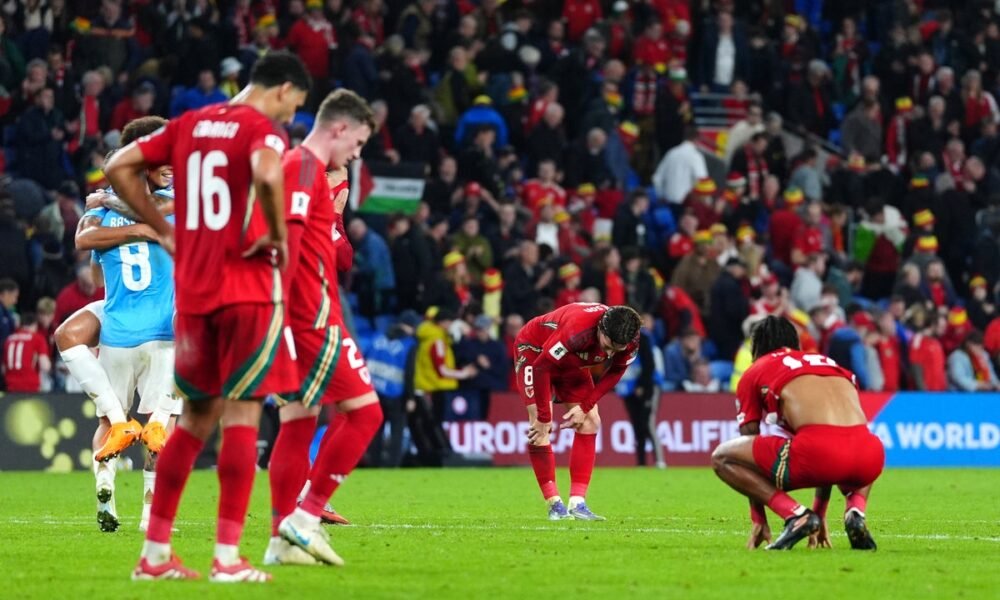 Kevin De Bruyne's Stunning Double Destroys Wales: Belgium Dominates World Cup Group!
