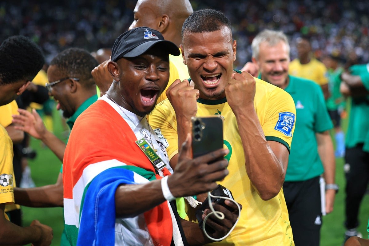 South Africa's Stunning Comeback: First World Cup Qualifying in 16 Years! Can Nigeria Snatch a Last-Minute Playoff Chance?