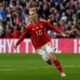Wales Sensation Jess Fishlock Shocks Fans with Surprise International Retirement: What This Means for the Future!