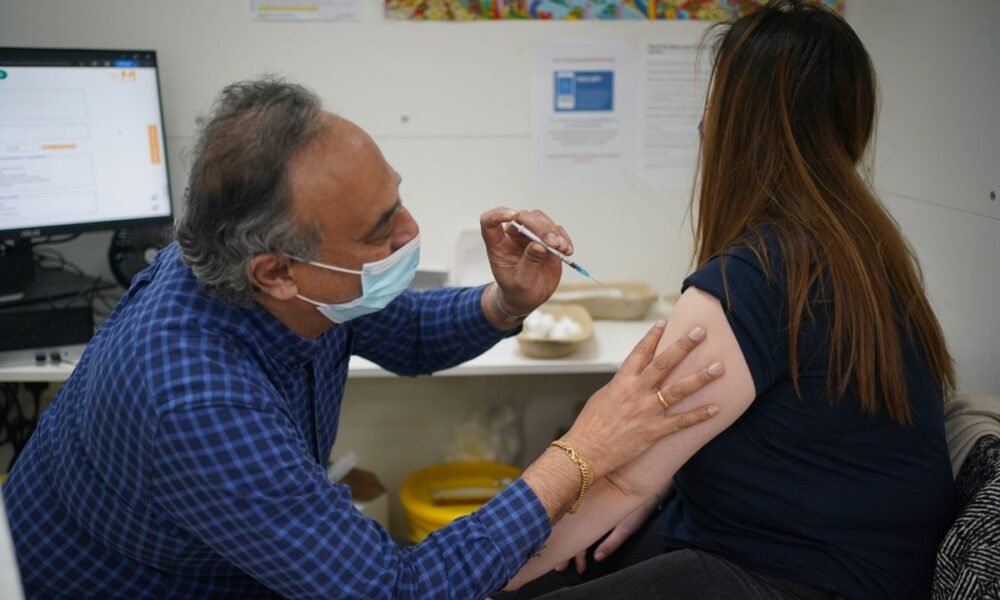 Am I eligible for a Covid vaccine in 2025?