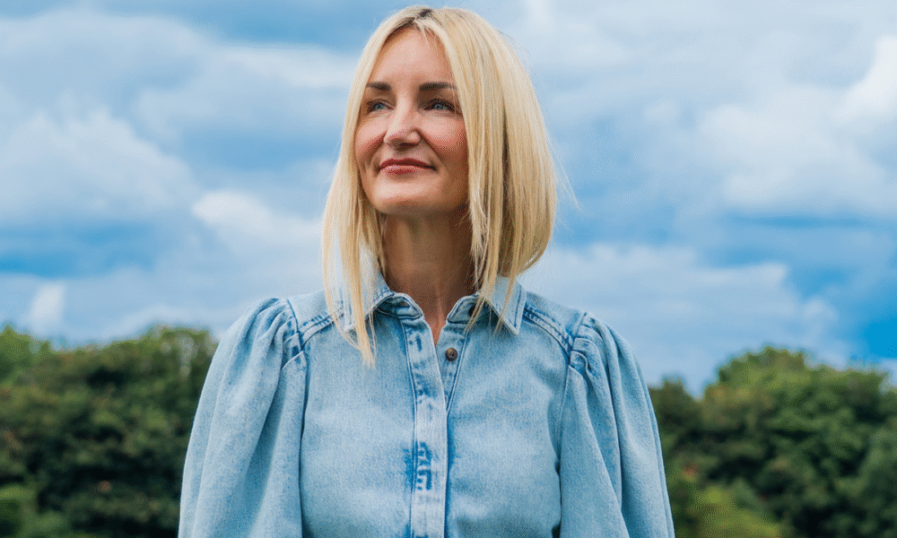 ‘It started with wine o’clock, then I spiralled to drinking two bottles a day’: Mother reveals addiction struggle as alcohol deaths among women soar